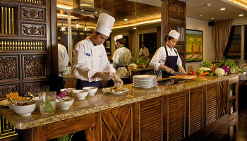 1548635497.5919_r117_Avalon Waterways Avalon Siem Reap Interior Dining Room Chef 3.jpg